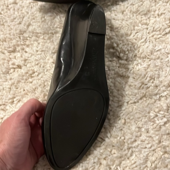 Nine West sz 8.5m black 2.5 inch wedge heels. Smoke/pet free - Picture 2 of 6